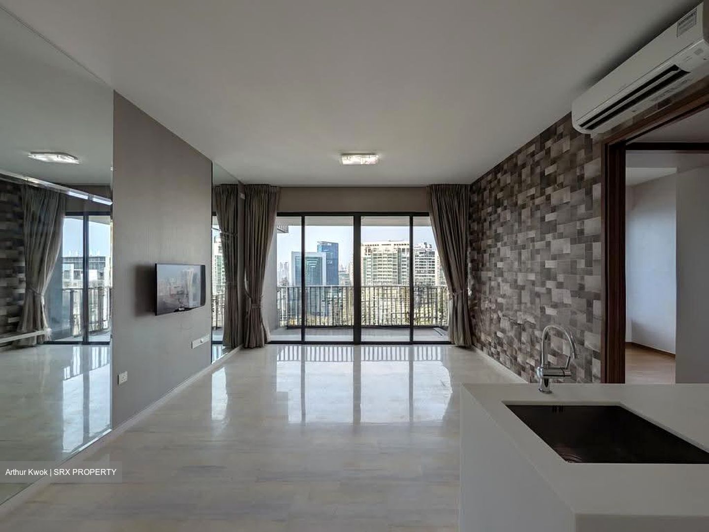 L'Viv (D11), Apartment #611452091